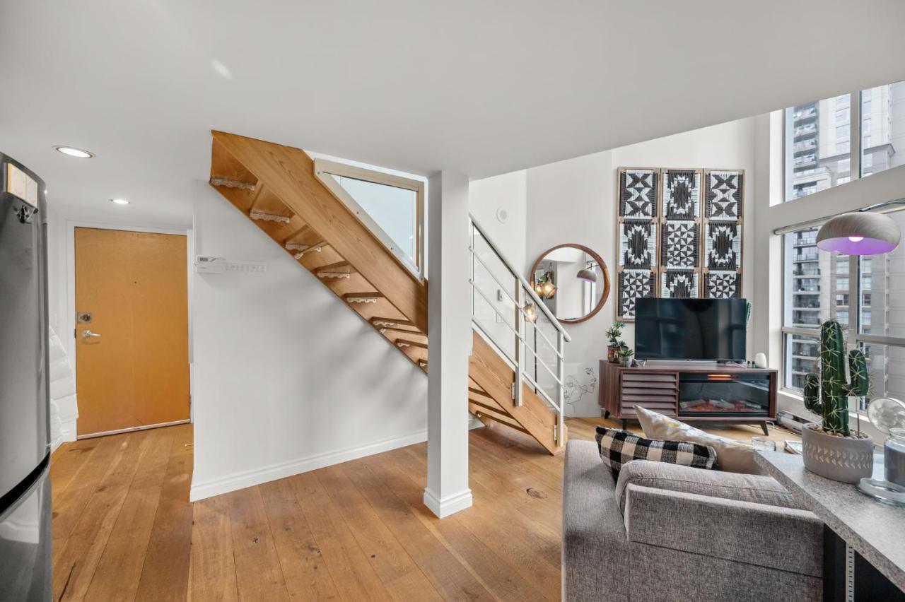 Rare Find Loft With Full Kitchen At Heart Of Downtown Apartman Vancouver Kültér fotó